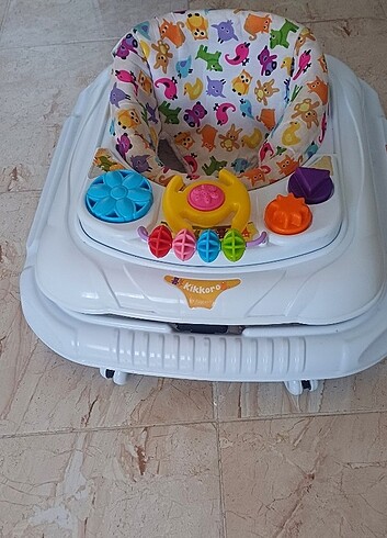 Bebek yürüteç