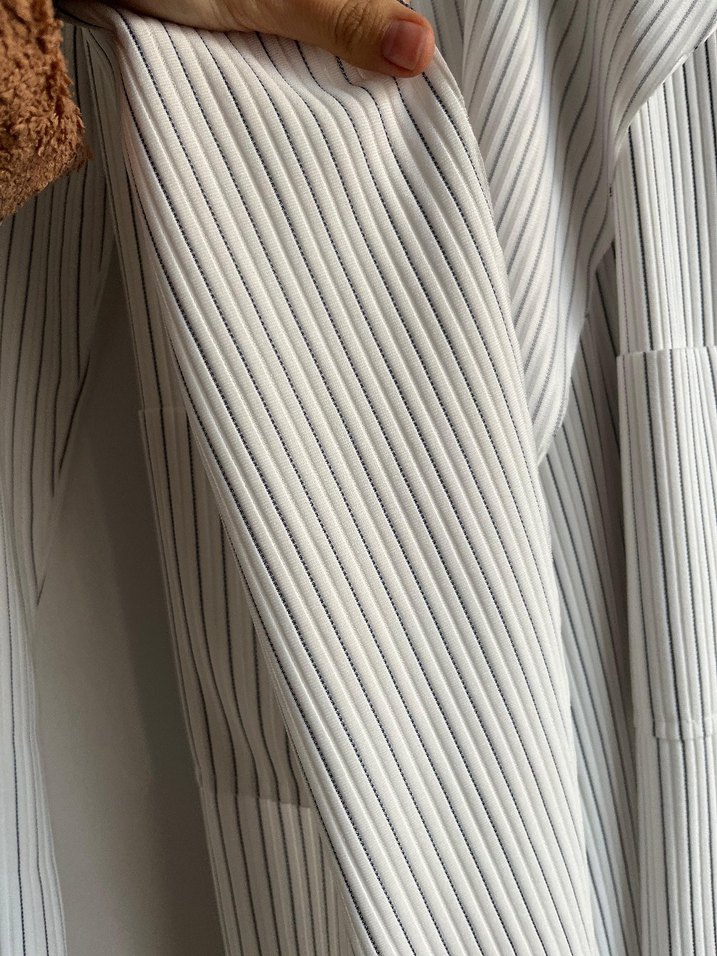 Çizgili Pliseli hırka - Görsel 3