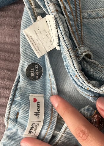 Koton Düğmeli taşlanmış Kadın Denim mom