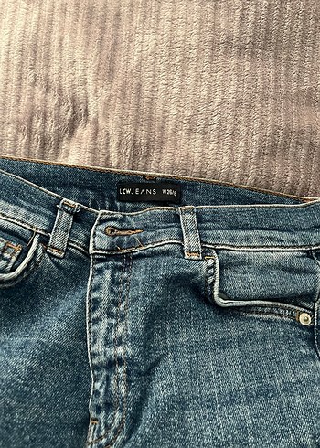 Düğmeli dar kesim Kot Pantolon