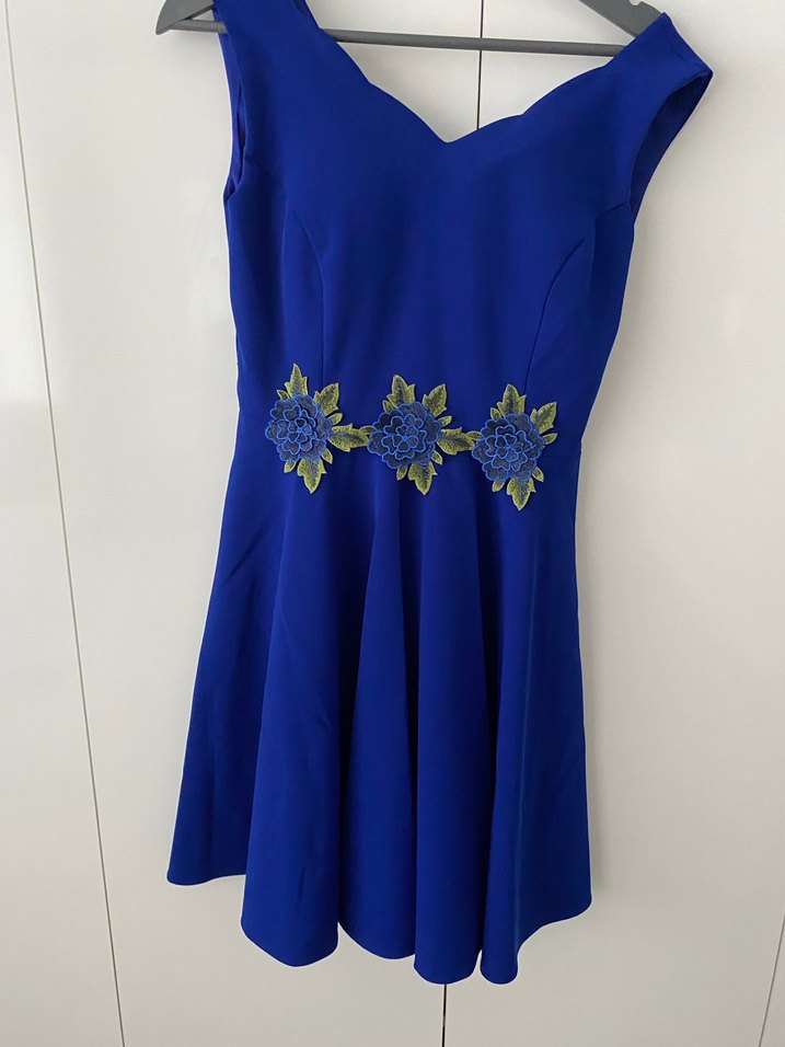 Mavi renkli elbise - Görsel 4