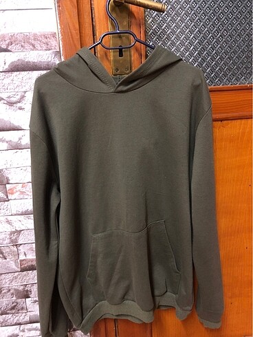 Kapüşonlu sweat