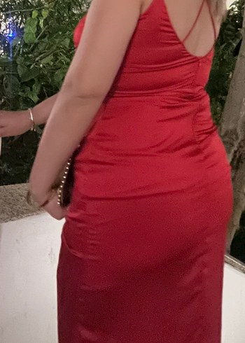 Kadın Drapeli Kırmızı Saten Abiye elbise - Görsel 2