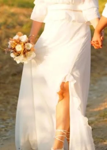 Beyaz uzun yırtmaçlı Bohem Düğün Elbisesi - Görsel 3