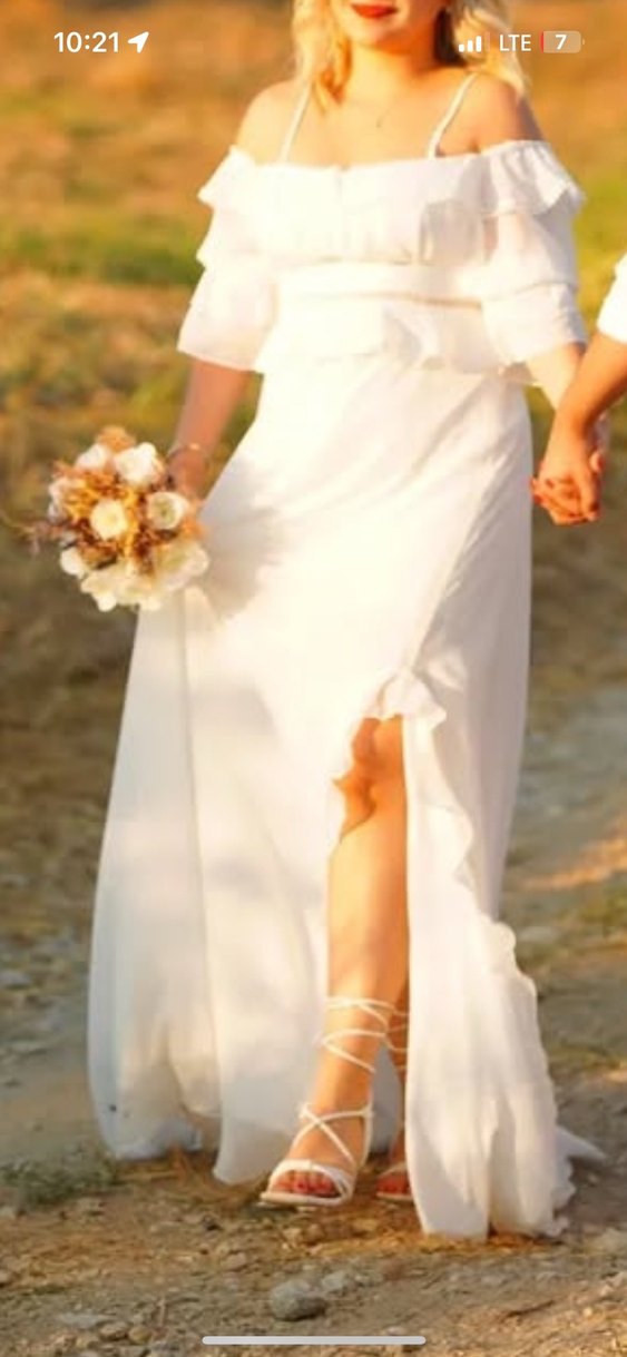 Beyaz uzun yırtmaçlı Bohem Düğün Elbisesi - Görsel 3