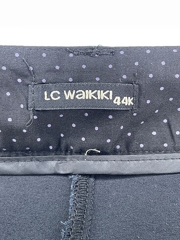 44 Beden siyah Renk LC Waikiki Düz Kesim %70 İndirimli.