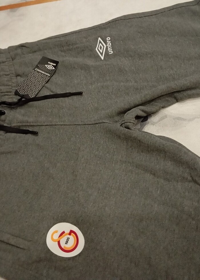 Hummel Galatasaray şort - Görsel 4