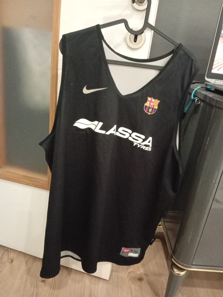 ORJİNAL NİKE BARCELONA ÇİFT TARAFLI FORMA - Görsel 3