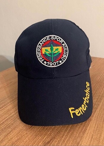 Fenerbahçe şapka