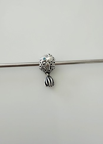  Beden Pandora Fish Charm