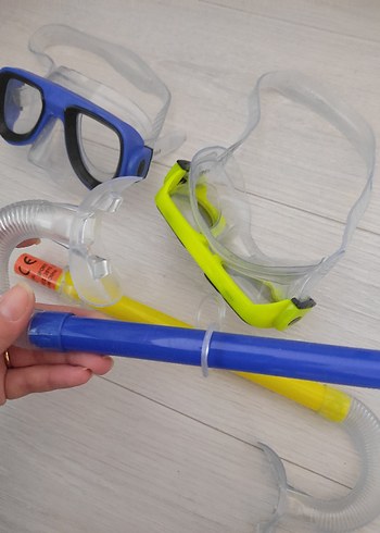 Renkli Yüzücü Maskeleri ve Şnorkel Seti - Görsel 4