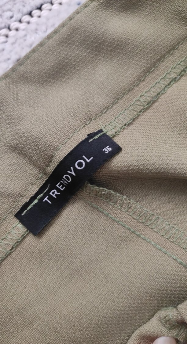 Trendyol & Milla yeşil  Kumaş Pantolon - Görsel 4