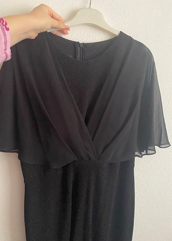 Siyah V Yaka Transparan Kısa Kollu Midi Elbise - Görsel 2