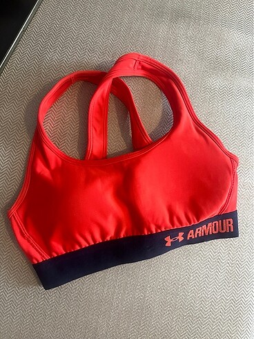 Orijinal Under Armour spor sütyeni