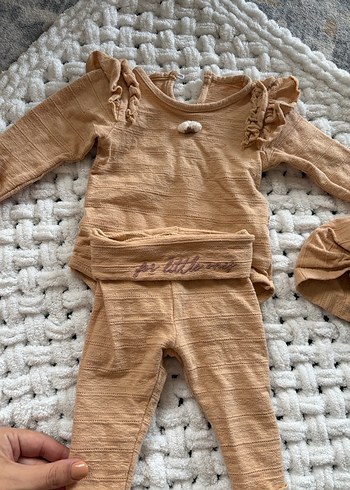 Bej Örgü Bebek Kız Takımı Uzun Kollu - Görsel 2