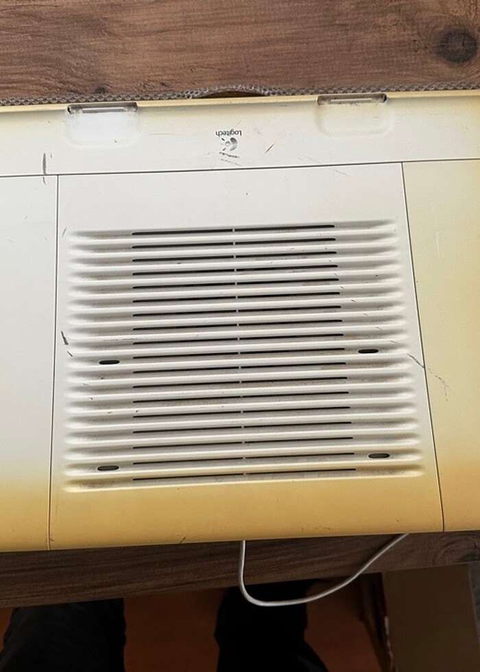 Logitech N700 Notebook Standı - Görsel 2