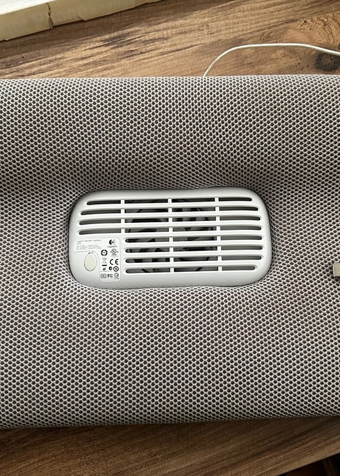 Logitech N700 Notebook Standı - Görsel 3