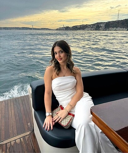 Zara Strablez Takım