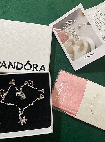 Pandora kolye