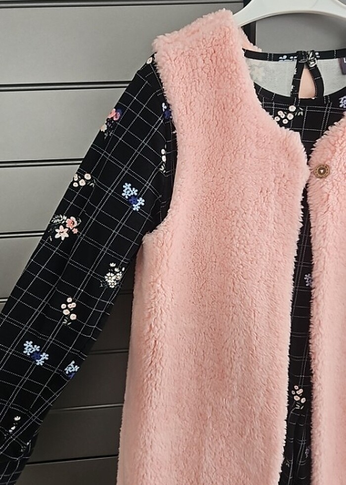 Elbise ve yelek - Görsel 2