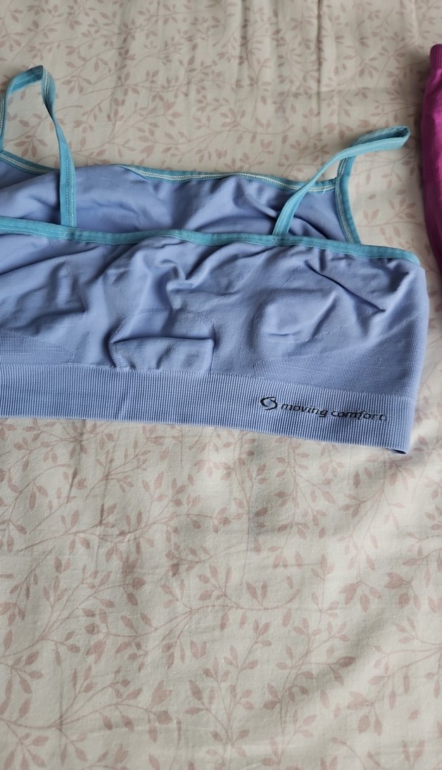 mavi spor atlet ve mor midi tayt takım - Görsel 4