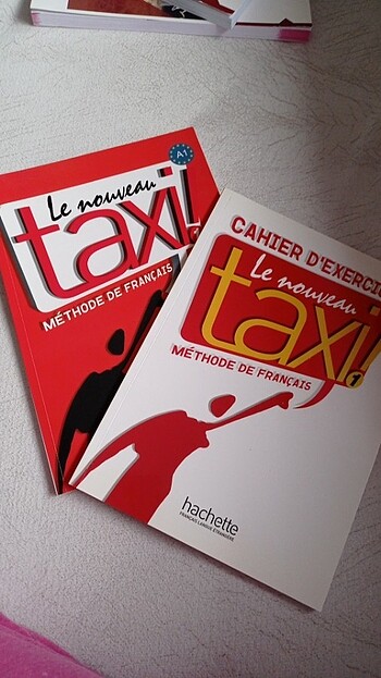 La Nouveau taxi Methode De Francais 