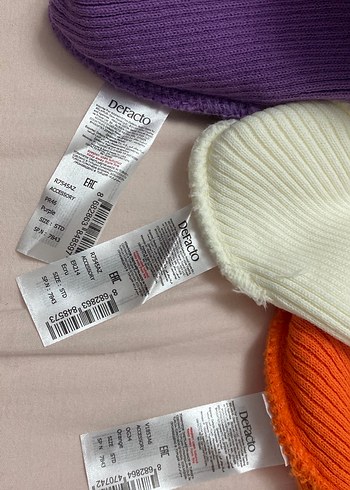 Renkli Kadın Örgü Bere Seti - Görsel 2