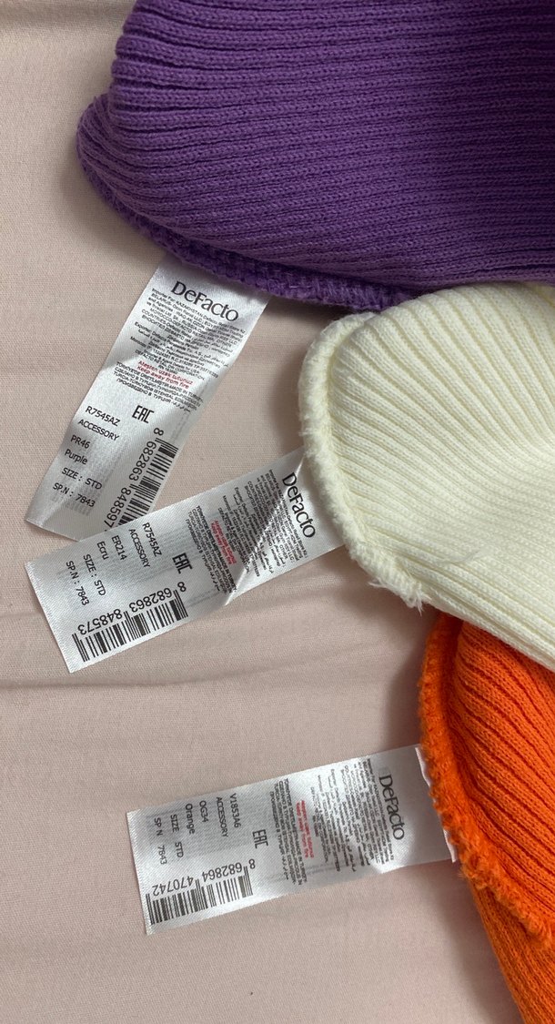 Renkli Kadın Örgü Bere Seti - Görsel 2