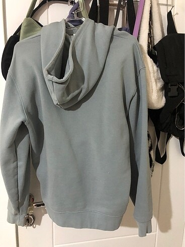 s Beden Zara sweatshirt