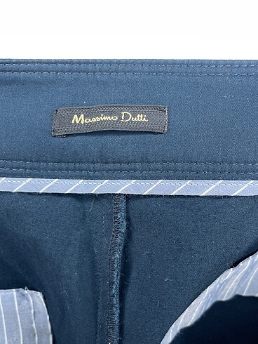 42 Beden çeşitli Renk Massimo Dutti Mini Şort %70 İndirimli.