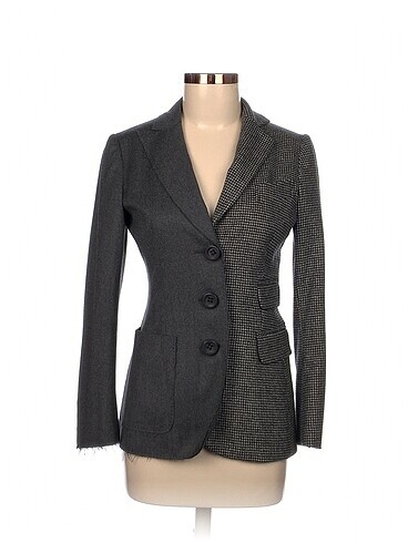 Moschino Blazer %70 İndirimli.