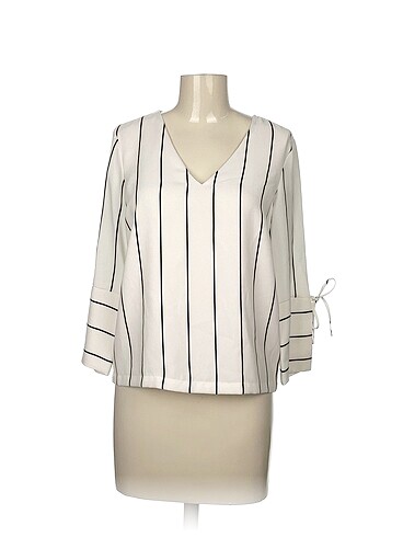 H&M Bluz %70 İndirimli.