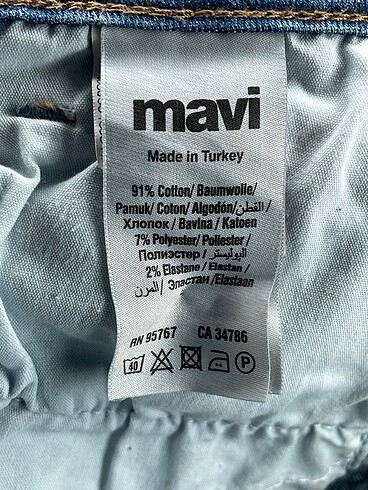 28 Beden mavi Renk Mavi Jeans Jean / Kot %70 İndirimli.