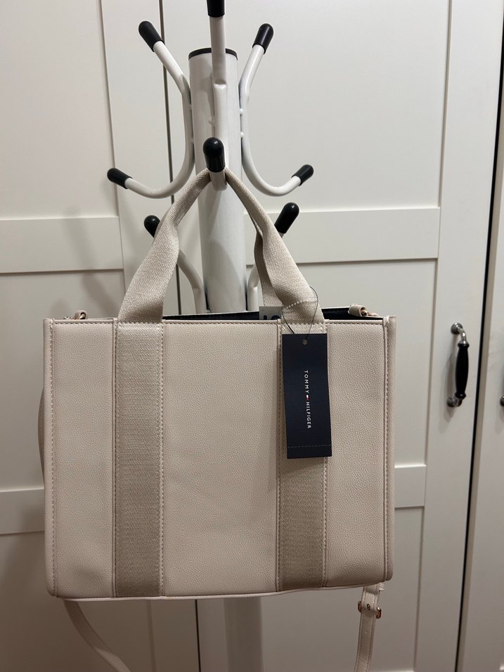 Tommy hilfiger çanta - Görsel 4