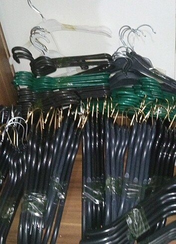  Beden Renk Plastikten Elbise Askısı 