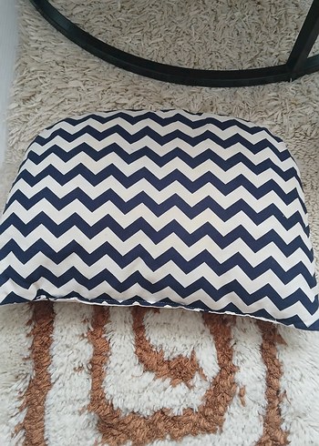 Yıldız Desenli Beyaz Çocuk Yastığı - Görsel 3