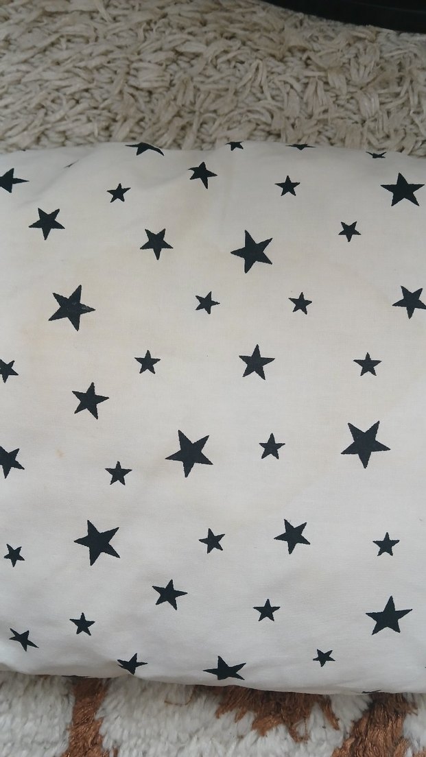 Yıldız Desenli Beyaz Çocuk Yastığı - Görsel 2