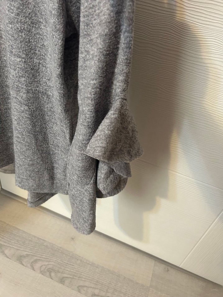 Gri Yüksek Yakalı Kadın Triko Kazak - Görsel 3