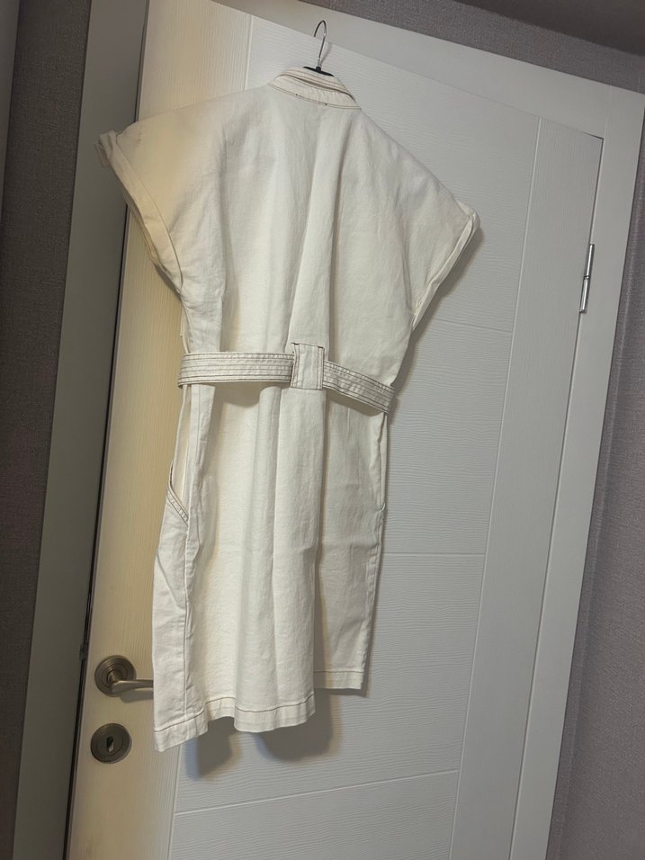 Beyaz Kemerli Kısa Kollu Denim Elbise - Görsel 2