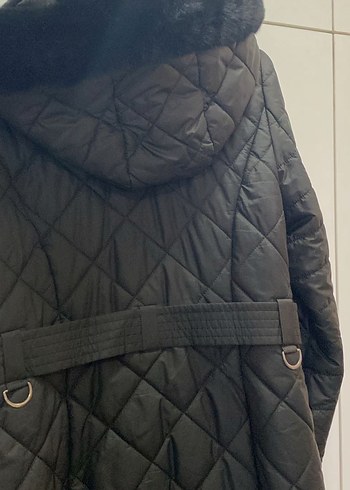 Siyah Kürklü Kadın Kışlık Mont - Görsel 5