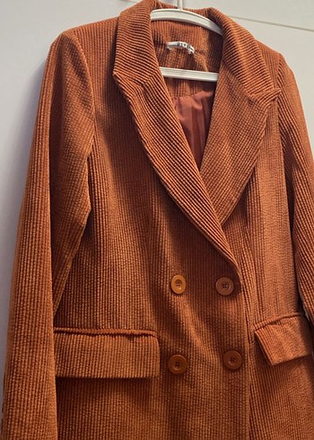 Düğmeli Uzun Kahverengi Kadın Ceket - Görsel 3