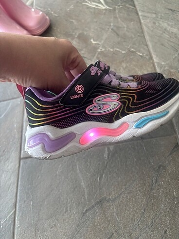 Skechers spor ayakkabı