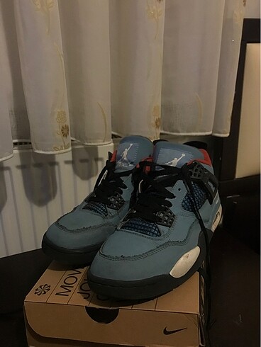 jordan 4 travis scott