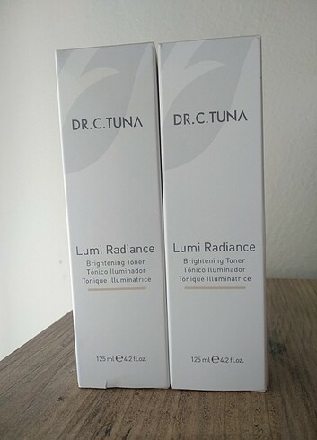 Farmasi Dr. C. Tuna Lumi Radiance aydınlatıcı tonik