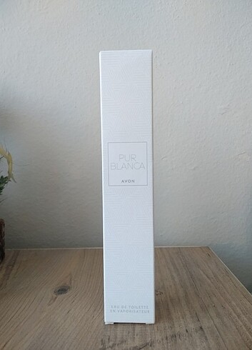 Avon pur blanca bayan parfümü