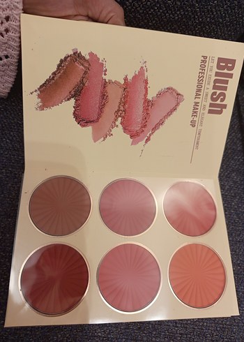 URATM Beauty Color Bomb Makyaj Seti - Görsel 9