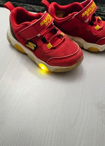 24 Beden Skechers 24 numara