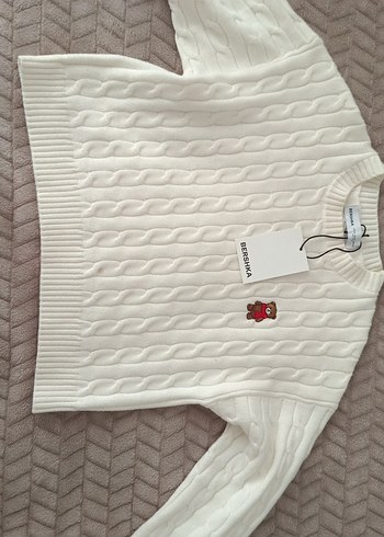 Beyaz Nakışlı Örgü Kadın Kazak - Görsel 2