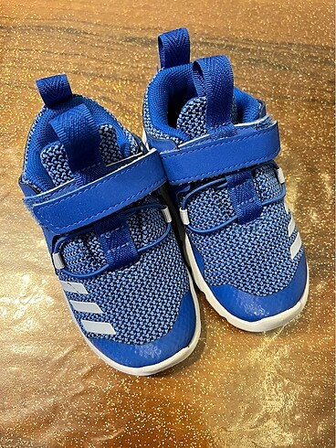 Adidas erkek çocuk ayakkabı