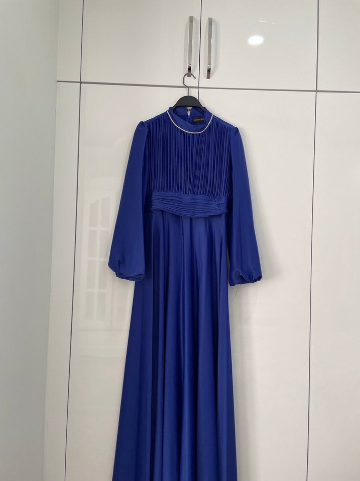 Mavi Piliseli Midi Elbise - Görsel 2